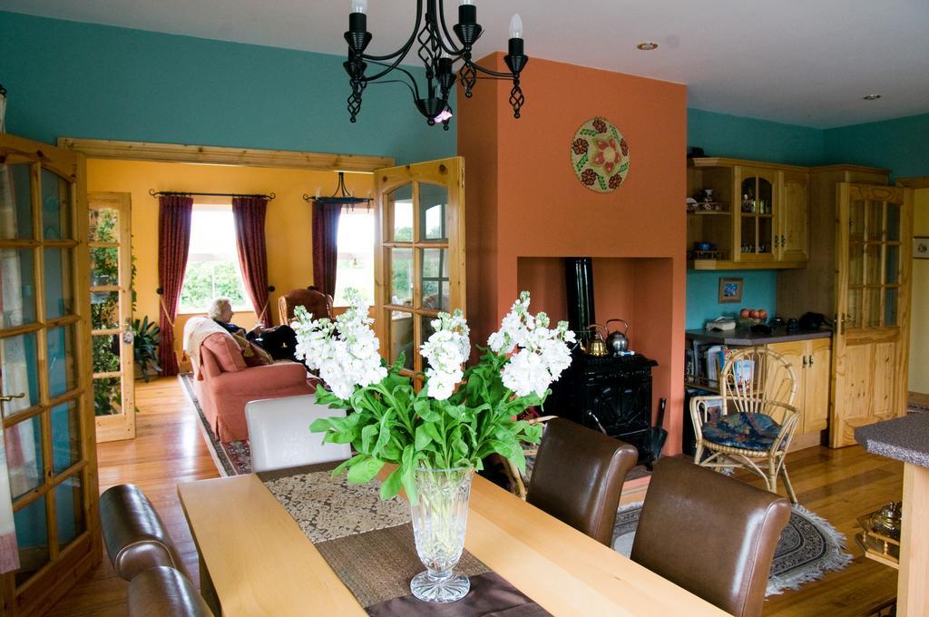 Lake Rise Holiday Home At Kilmaddaroe Carrick-on-Shannon Room photo