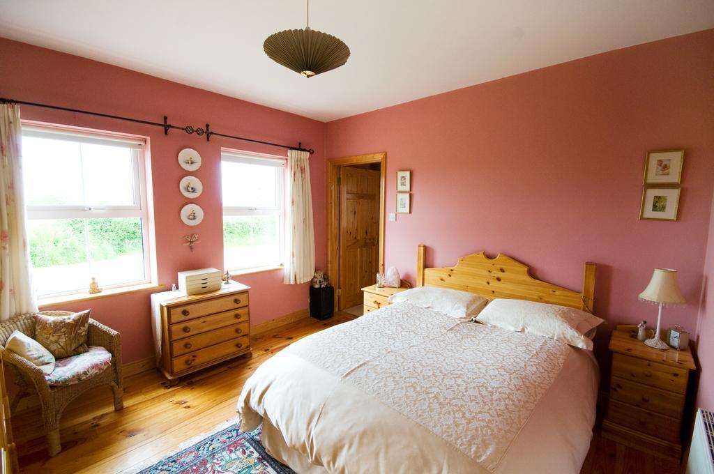 Lake Rise Holiday Home At Kilmaddaroe Carrick-on-Shannon Room photo